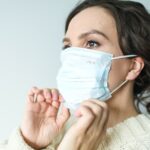 woman in face mask covid-19