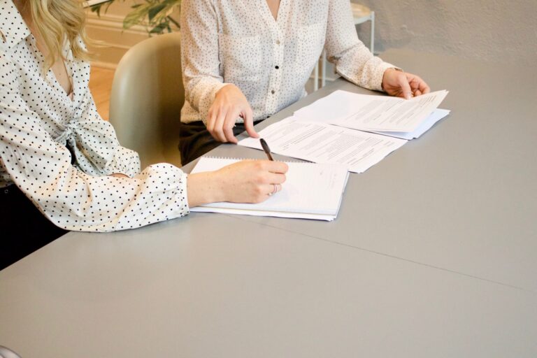A Trust versus A Will: What’s the Difference?